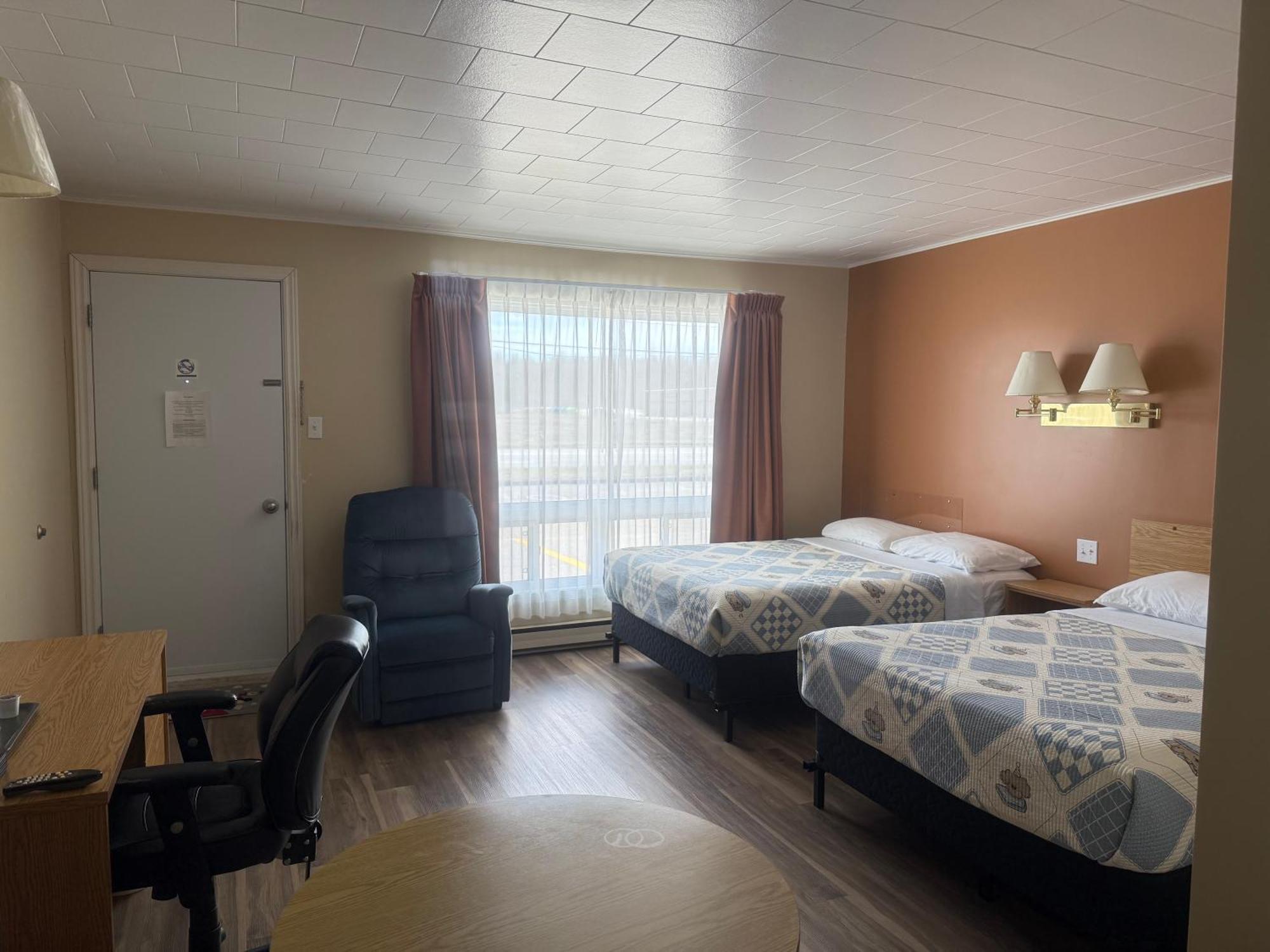 Le Campagnard Hotell Matane Eksteriør bilde
